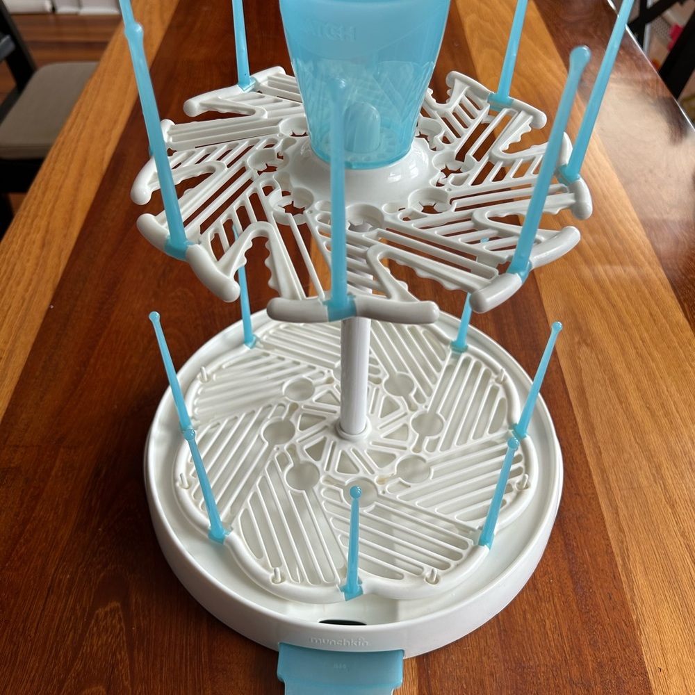 Munchkin Bottle Drying Rack AND Termichy Travel Bottle Drying Rack